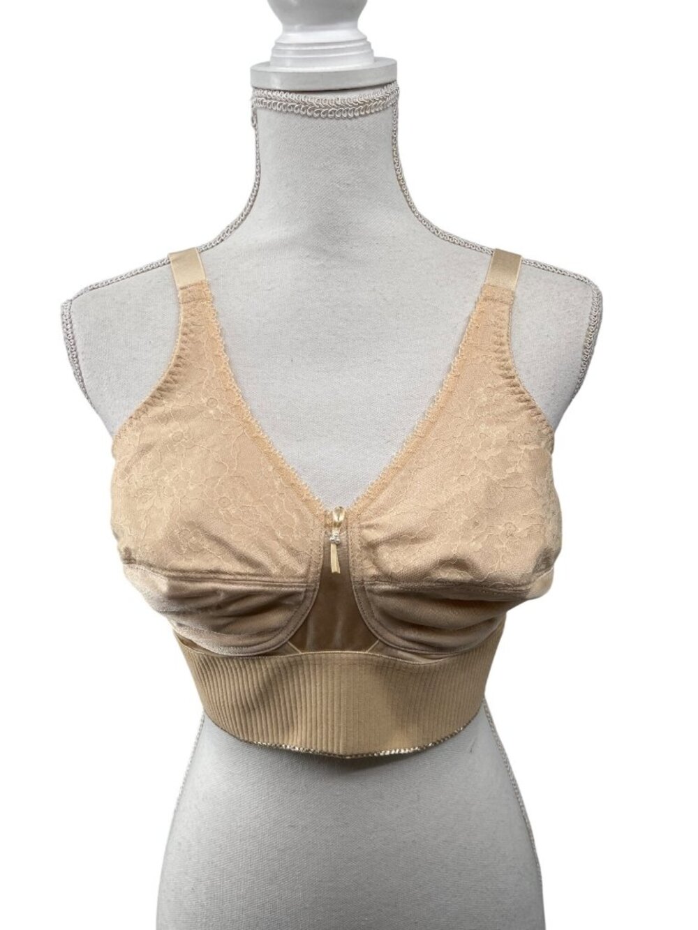 Almost U Wireless Bra Womens 40B Used Nude Lace Ribbed Band Used
